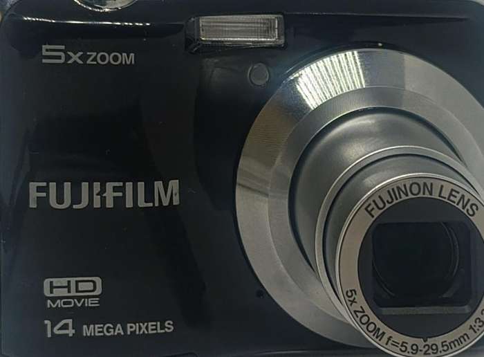 Fujifilm FinePix AX500 - 14MP - 5x Zoom - Digital Camera