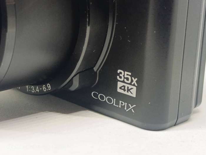 Nikon Coolpix A900 - 20MP - 35x Zoom - Digital Camera