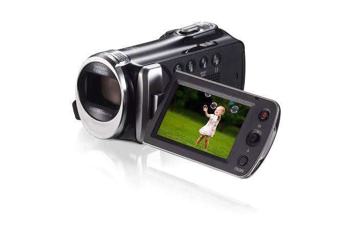 Samsung HMX-F90 HD Camcorder