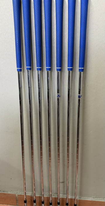 Cobra King F7 One Length Irons Golf