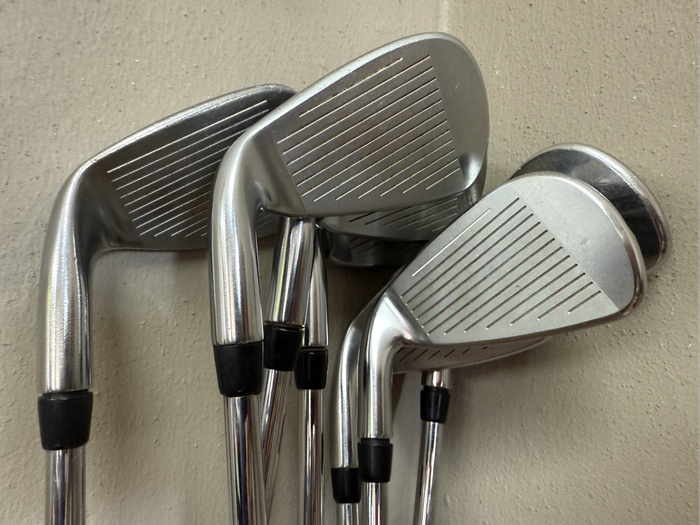 Cobra King F7 One Length Irons Golf