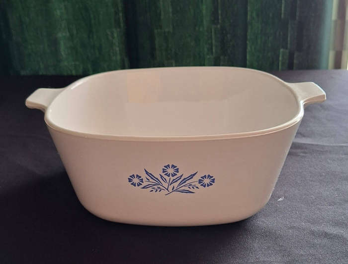 Corning Ware Casserole Dish 3L
