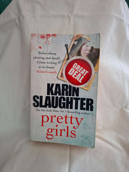 Karen Slaughter Pretty Girls