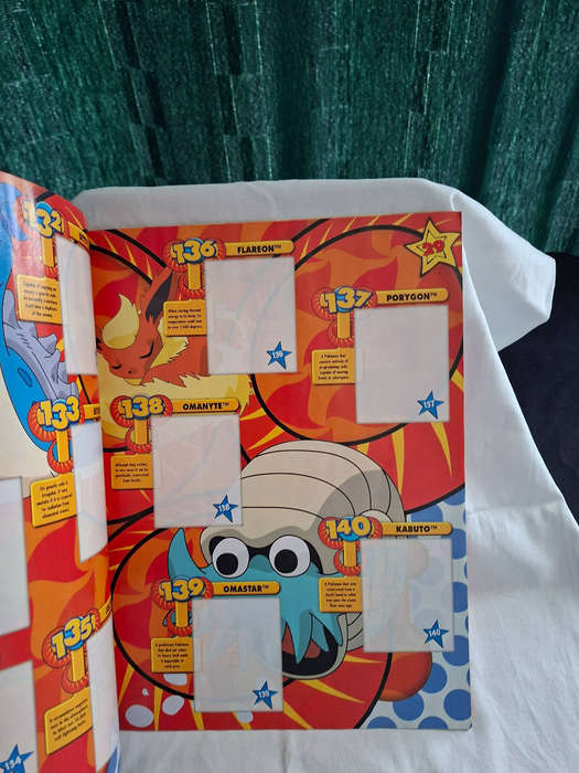 Pokémon Gotta catch 'em all Sticker Album