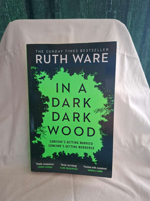 Ruth Ware In a Dark Dark Wood