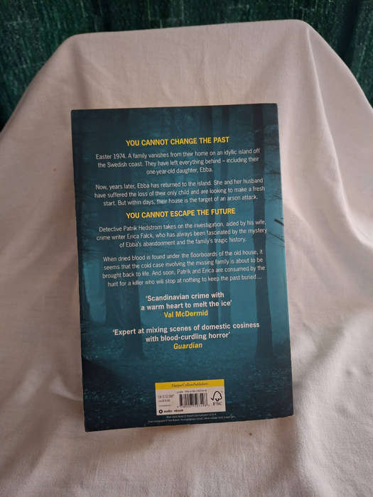 Camilla Lackberg Buried Angels