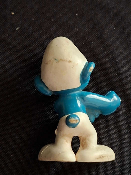 Smurf Fishing