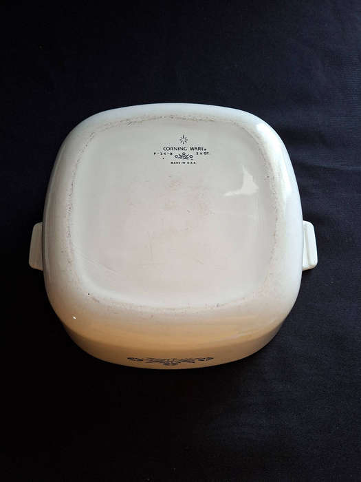 Corning Ware Casserole Dish 3L