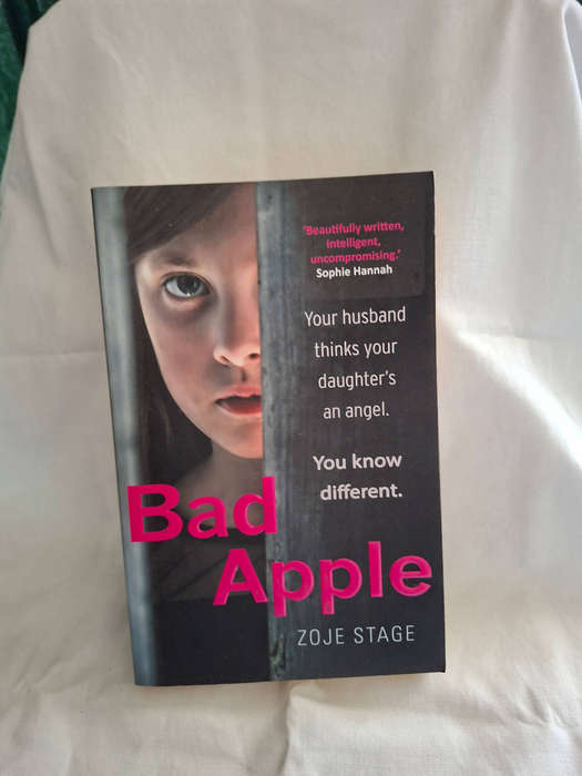 Zoje Stage Bad Apple