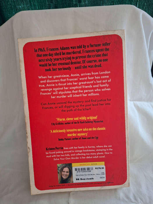 Kristen Perrin How to solve your own Murder