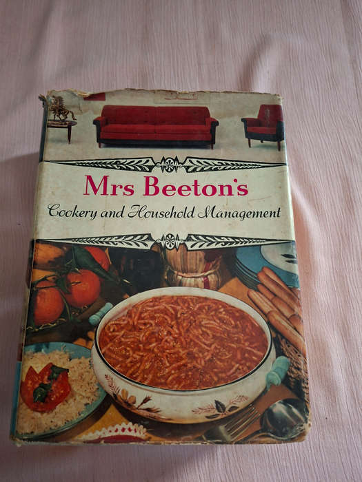 Mrs Beeton's Cookery and Household Management