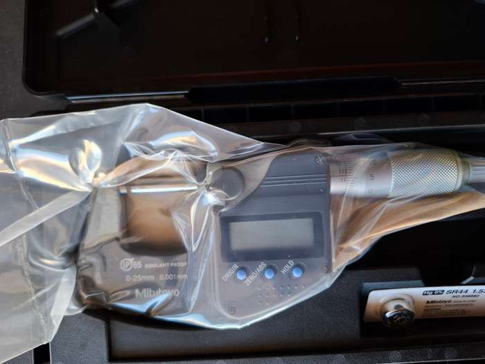 Micrometer 0 mm to 25 mm Mitutoyo 0.001 mm