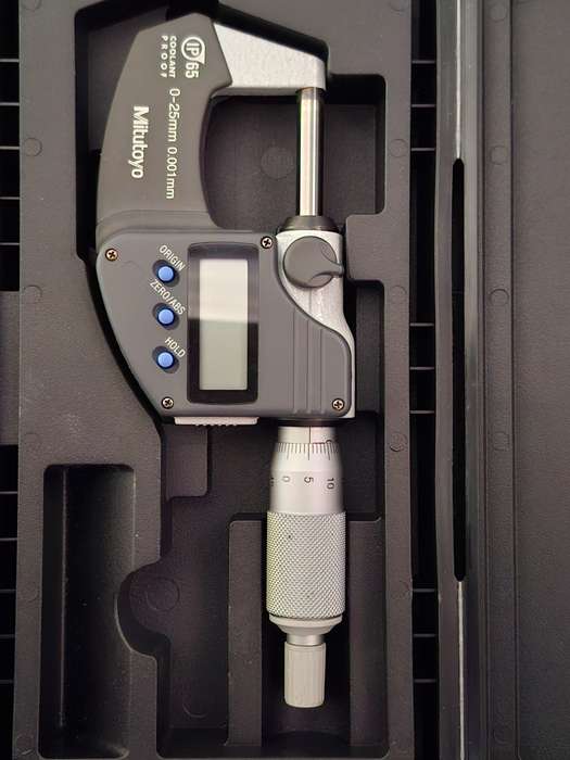 Micrometer 0 mm to 25 mm Mitutoyo 0.001 mm