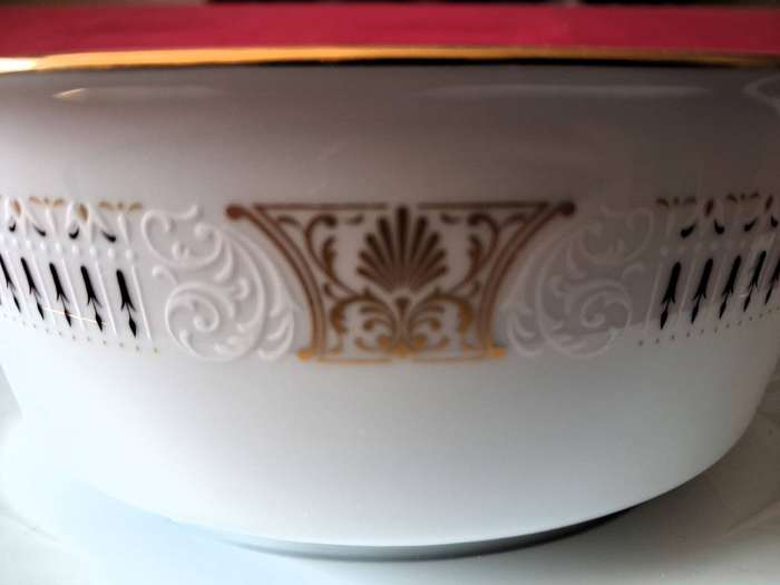Noritake (Japan) - Blakley (2061) - 1 off Gravy Boat