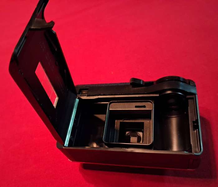 Vintage Kodak 155 X Instamatic Camera with a leatherette case - Made in England
