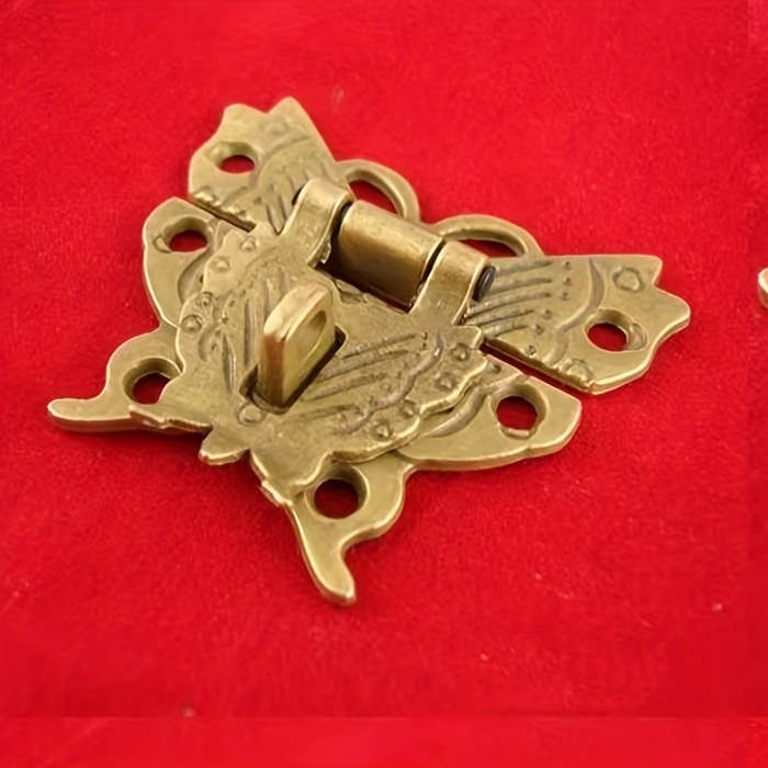 Vintage Butterfly-Shaped Lock Clasp