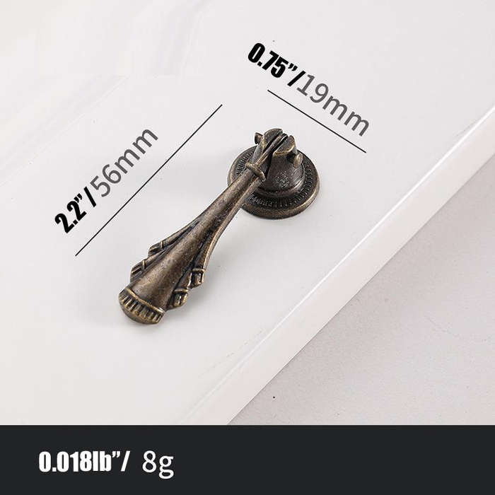 Add a Touch of Elegance to Your Kitchen with this Antique Bronze Cabinet Handle