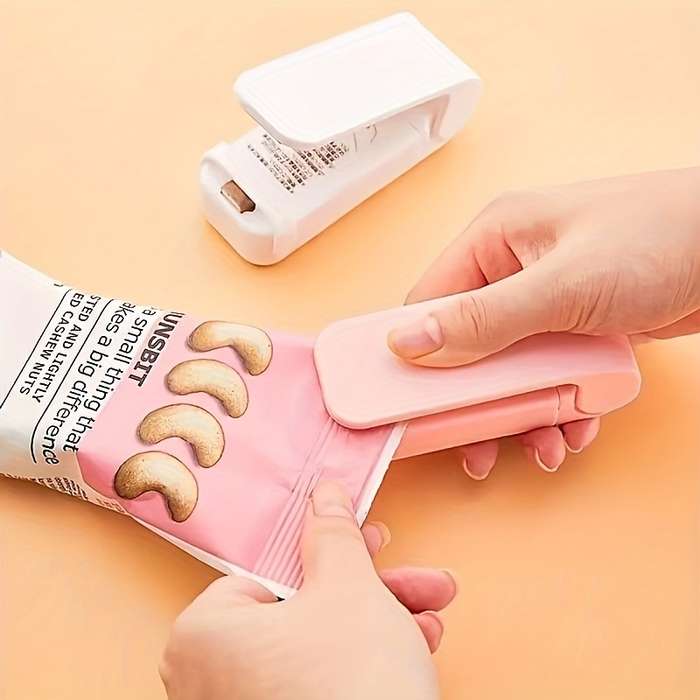 Portable vacuum food sealer handheld heat sealer for plastic bags small and easy to use