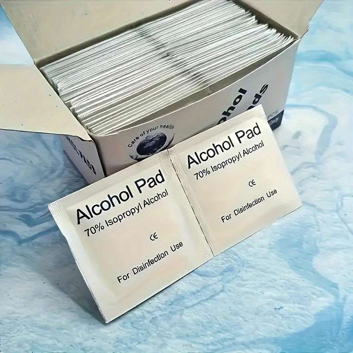 50 Pcs Alcohol Wipes For Disinfecting Mobile Phone Screens