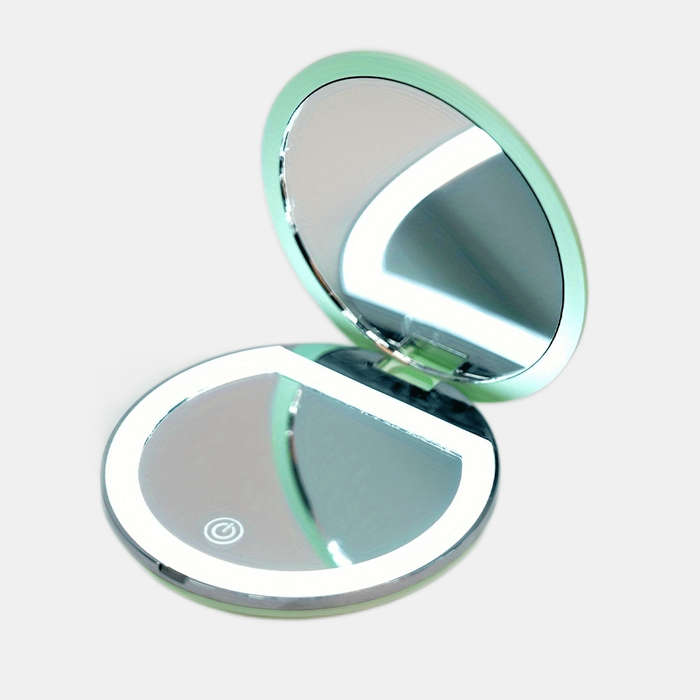 Led Travel Makeup Mirror, One Side Magnified