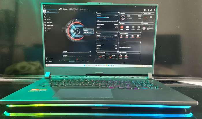 Asus Rog Strix 17 RTX 4050 (6GB) 140W Ryzen 9 7845HX 16GB DDR5 Ram 512GB Nvme+1TB HDD