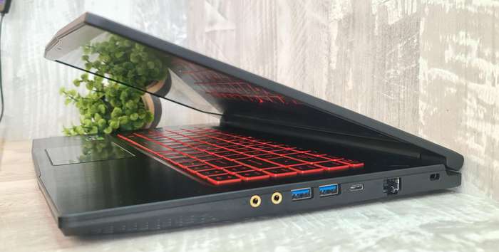 MSI RTX 2050 4GB GDDR6 Core i5 11400H 8GB DDR4 RAM 512GB Nvme SSD Gaming Laptop