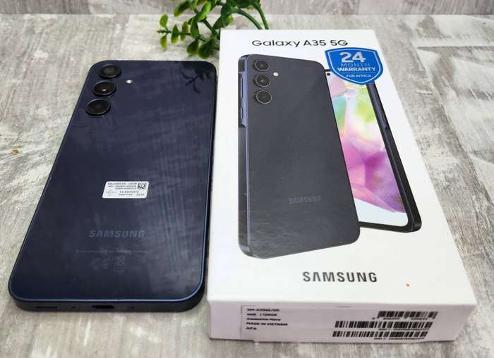 Samsung Galaxy A35 5G 128GB 6GB Ram 2 months old