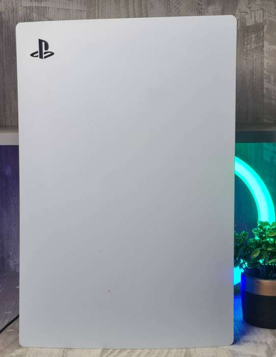 Sony Playstation 5 Disc Edition 1Tb with 2 Original Controllers Pristine New Condition