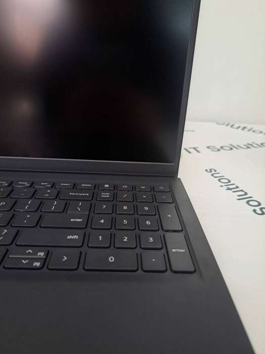 Dell Vostro 15 3530