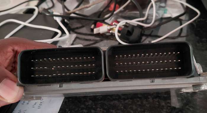 NISSAN NP200 1.6 ECU COMPUTER BOX S110140023 A 8200661124 EMS3132