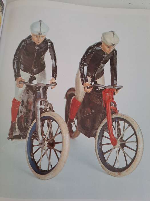 LEHMANN TOYS . A history of.E P Lehmann 1881 to 1991