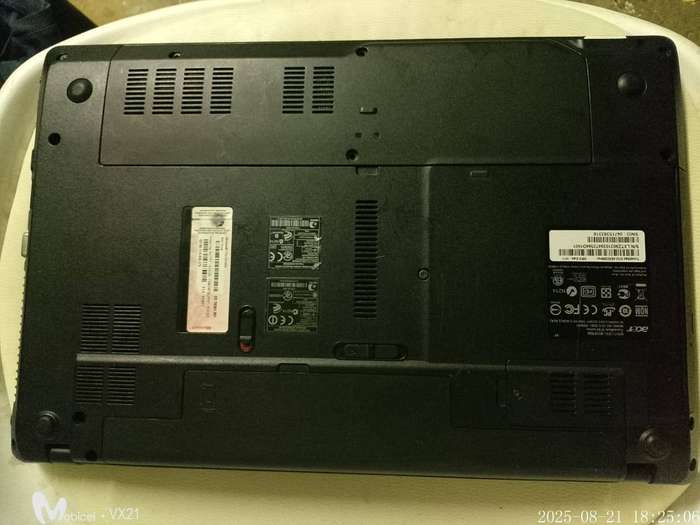 ACER TRAVELMATE Core i5 8GB RAN