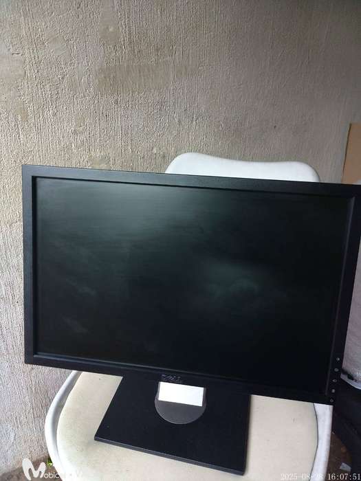 DELL MONITOR 1908WB WITH 4 USB SLOTS