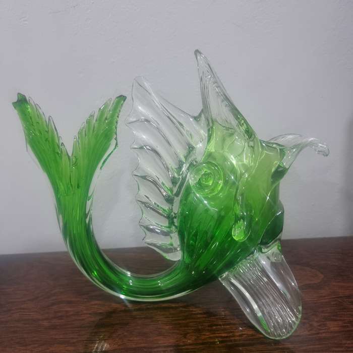 Very rare!!  Murano Italian Green Glass Fighting STUNNING!