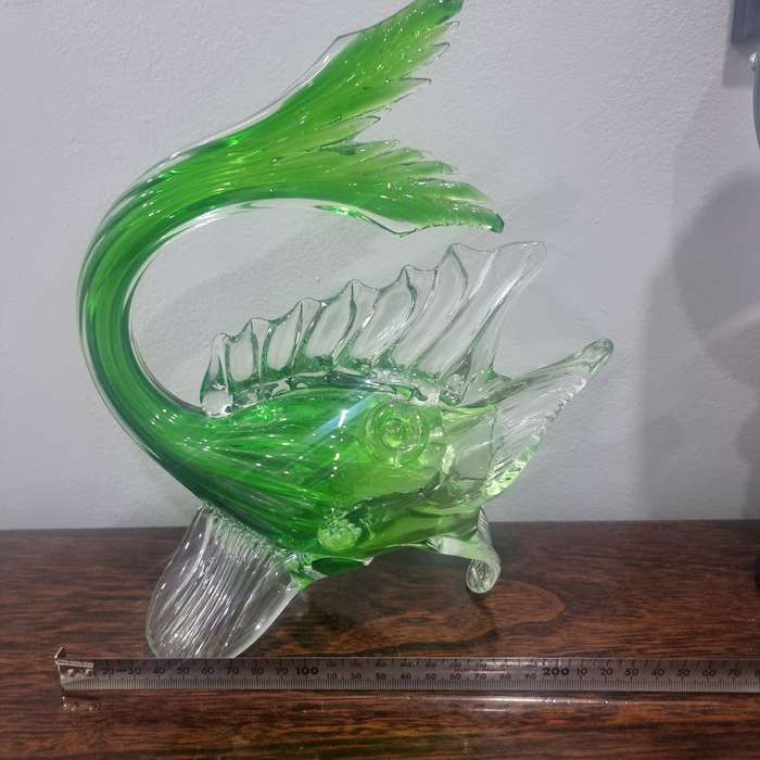 Very rare!!  Murano Italian Green Glass Fighting STUNNING!