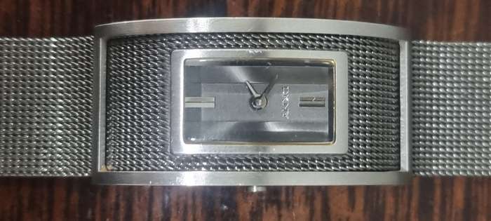 DKNY Watch 30 Meters.