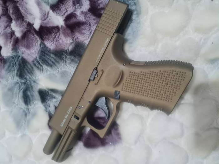 AKSA AK14 Gold/Tan Blank Pepper Gun With 2 Pepper Bullets, Holster And Carry Case