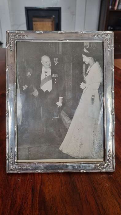 Sterling Silver Picture Frame. Hallmarked 1939. Beautiful antique.