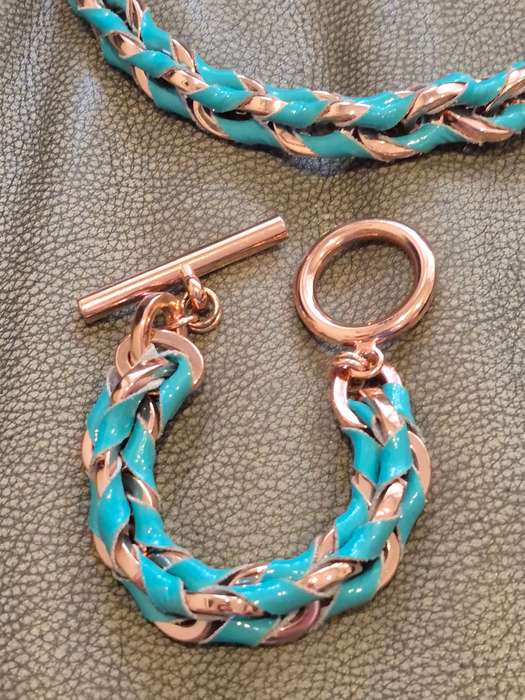 Mimco Australian Brand BRAND NEW Necklace and Bracelet Set. Rose Gold Tone and Green Patent Leather.