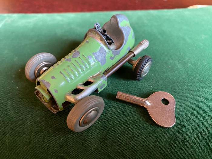SCHUCO MICRO RAZER 1042-COMES WITH KEY-PERFECT WORKING CONDITION- FRONT GRILL MISSING