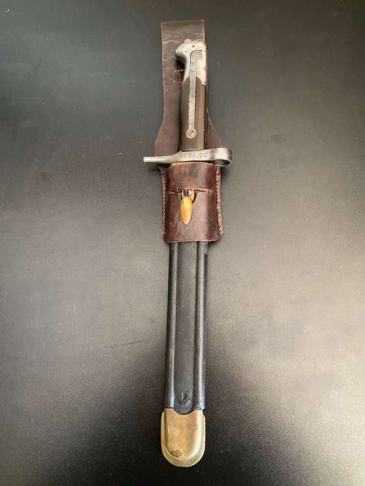 ITALIAN M1870 BAYONET WITH SCABBARD AND LEATHER FROG