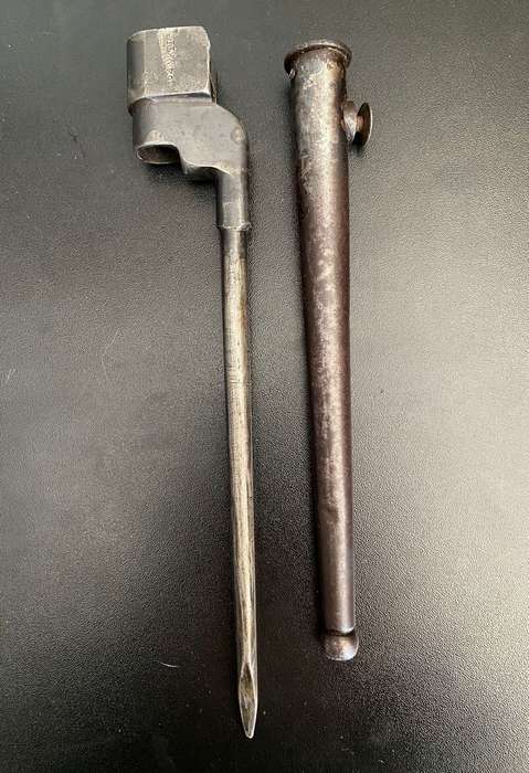 NO 4 M2 SPIKE BAYONET WITH METAL SCABBARD