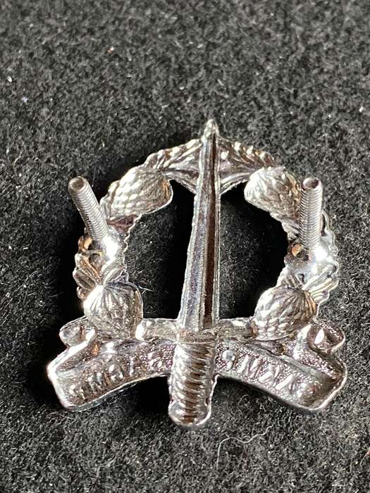 SACMP CAP BADGE-CHROME -WORN FROM 1970'S- 2 X SCREW LUGS