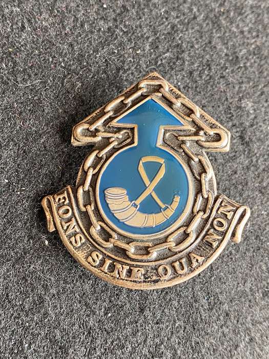 OFS COMMAND MAINTENANCE UNIT CAP BADGE- APPROVED 1986- 2 LUGS