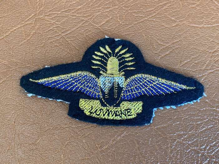SWAZILAND PARACHUTE DISPATCHER WING- BLUE AND GOLD ON BLACK FELT