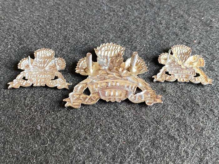 SA ARMOURED CORPS CAP AND COLLARS-WORN 1976-1996-CHROMED LUGS + PINS INTACT