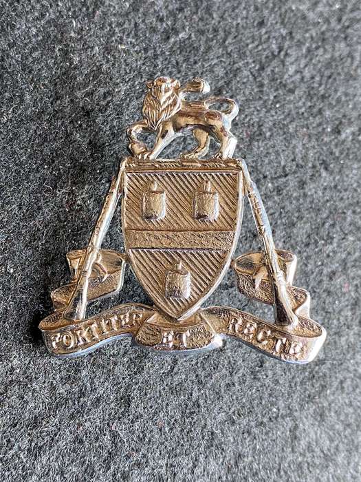 JOHANNESBURG REGT. CHROME CAP BADGE-WORN POST 1976- 2 LUGS