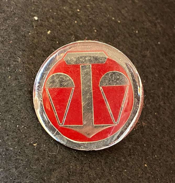 ARMY LAW OFFICER-PROFICIENCY BREAST BADGE-SILVER TYPE-APPROVED IN 1989- ONE PIN