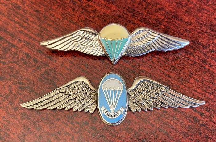 2X SA PARACHUTE WINGS-THE INSTRUCTORS,WITHOUT PINS,BOTH FULL SIZE