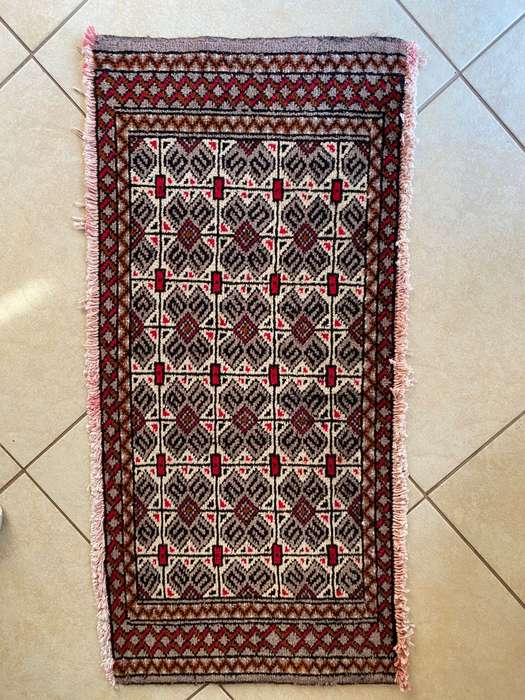 HAND KNOTTED TARKOMAN PERSIAN CARPET-CONDITION UNUSED-MEASURES 102X46 CM